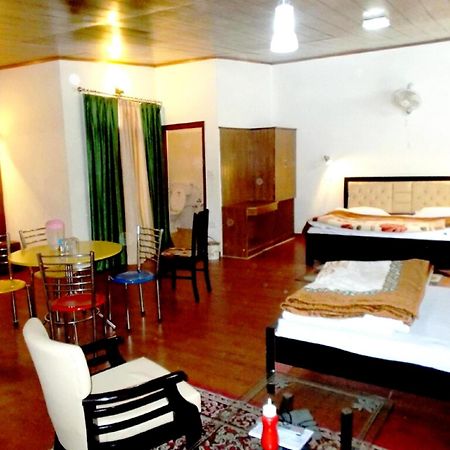Goroomgo Moon Nainital Near Naini Lake - Parking & Lift Facilities -Hygiene And Spacious Room - Best Seller エクステリア 写真