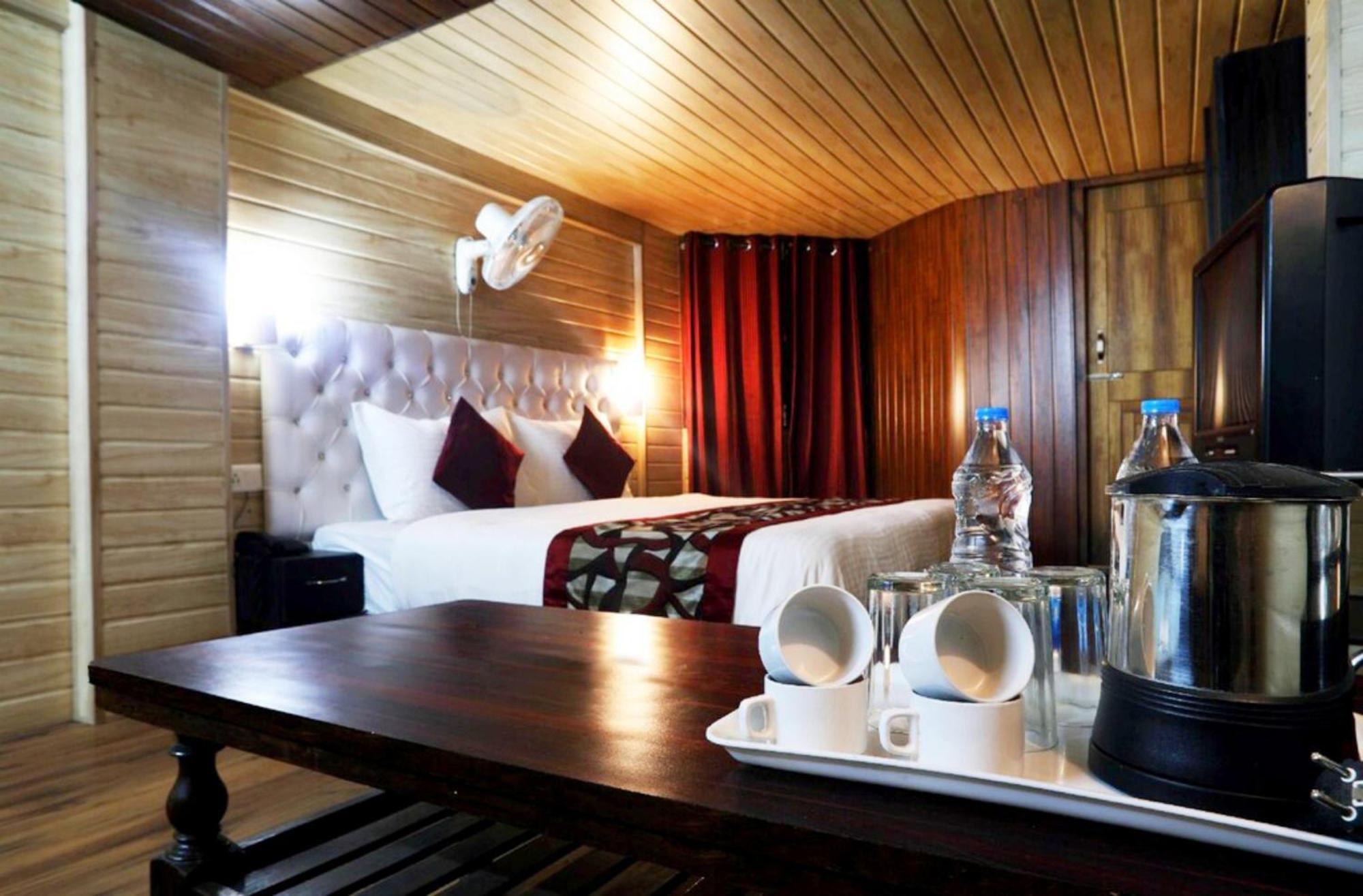 Goroomgo Moon Nainital Near Naini Lake - Parking & Lift Facilities -Hygiene And Spacious Room - Best Seller エクステリア 写真
